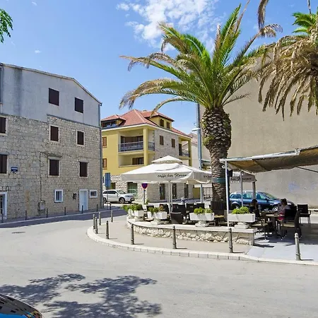 Keli Appartamento Kaštel Stari