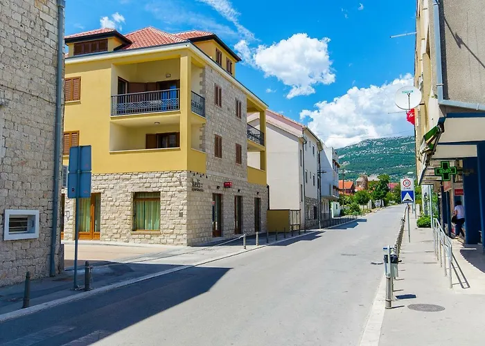 Keli Kaštel Stari