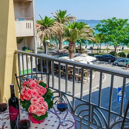 Keli Lägenhet Kaštel Stari