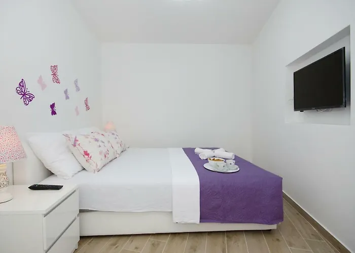 Keli * Kaštel Stari